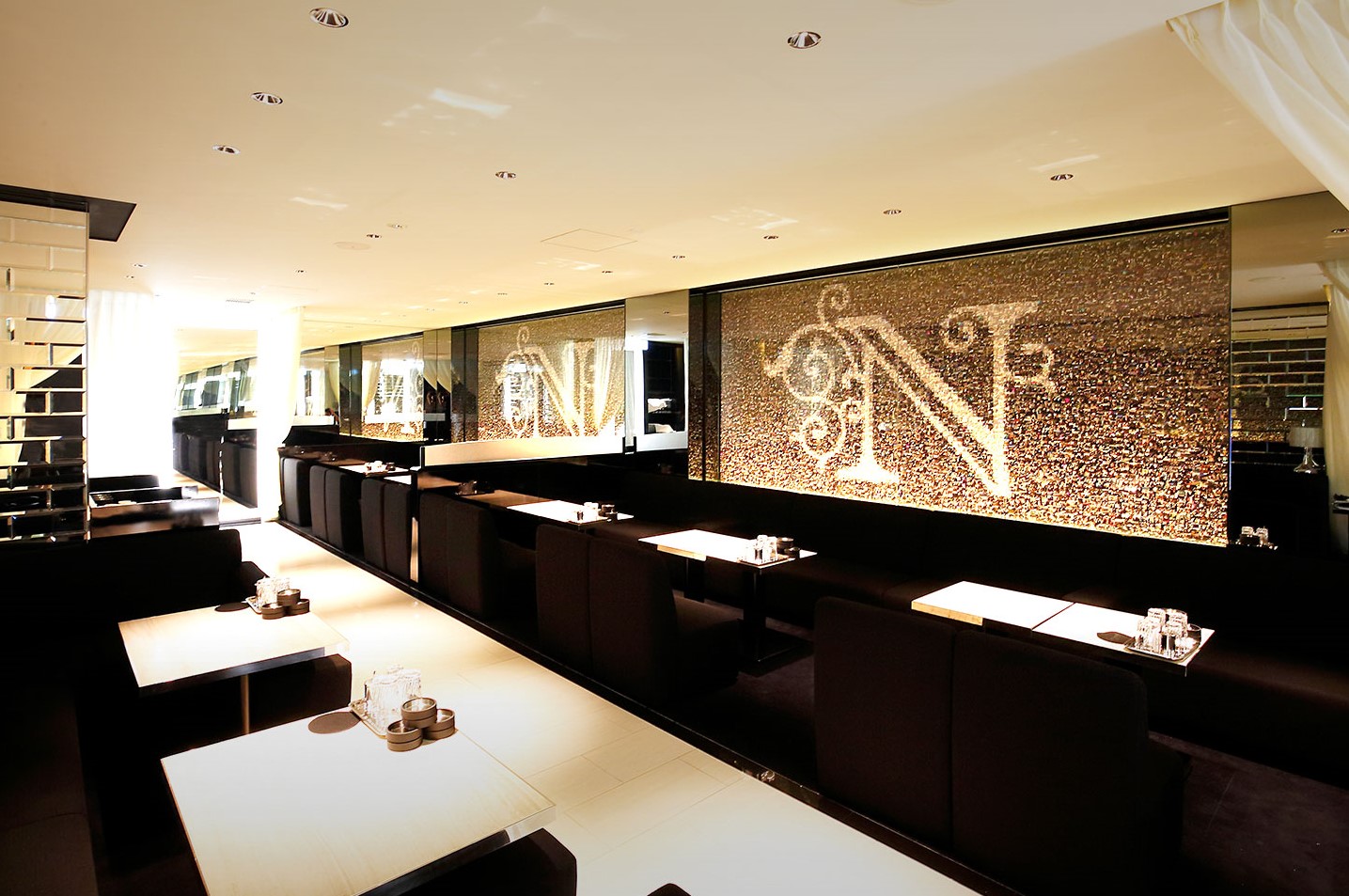 Club NILS(�j���X)